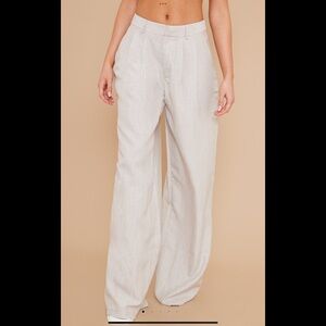 *3/30 ❤️ PrettyLittleThing Cream/Tan Pants